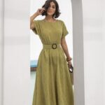 Літнє муслінове плаття-кльош з кишенями Гірчичний. MO43888